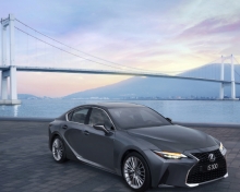 Dòng xe 7 chỗ LEXUS