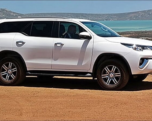 Có nên thuê xe 7 chỗ không tài xế hay không? Những điều cần chú ý