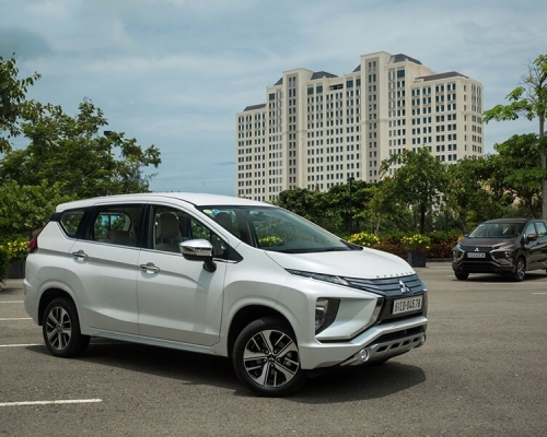 Kiểm tra gì khi nhận xe thuê? 5 điều quan trọng cần biết