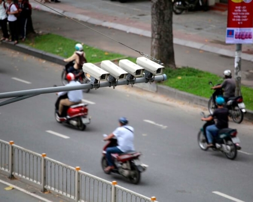 Phạt nguội có bị giam bằng lái không và những điều cần biết