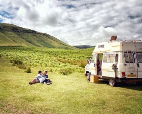 Thuê xe đi du lịch bụi ở đâu chất lượng, giá rẻ?