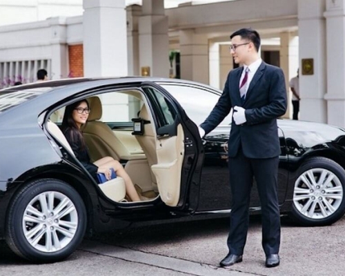 Thuê xe đi hội nghị - hội thảo: Giải pháp tối ưu cho doanh nghiệp Thuê xe đi hội nghị - hội thảo: Giải pháp tối ưu cho doanh nghiệp