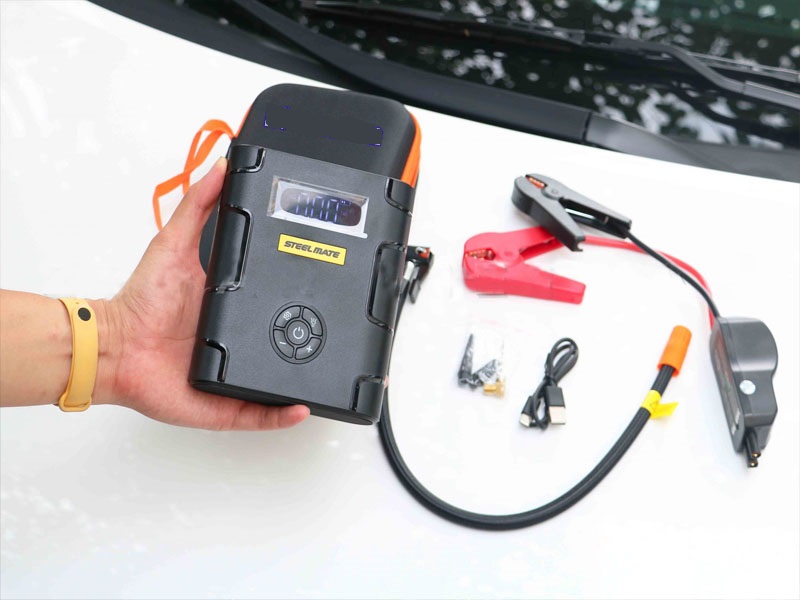 Bơm lốp ô tô loại nào tốt nhất hiện nay?