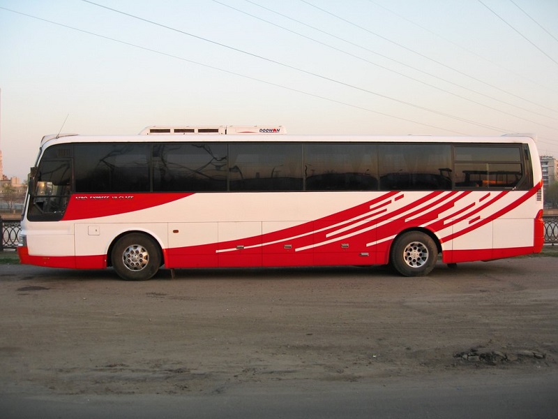 Các dòng xe 45 chỗ phổ biến được ưa chuộng hiện nay