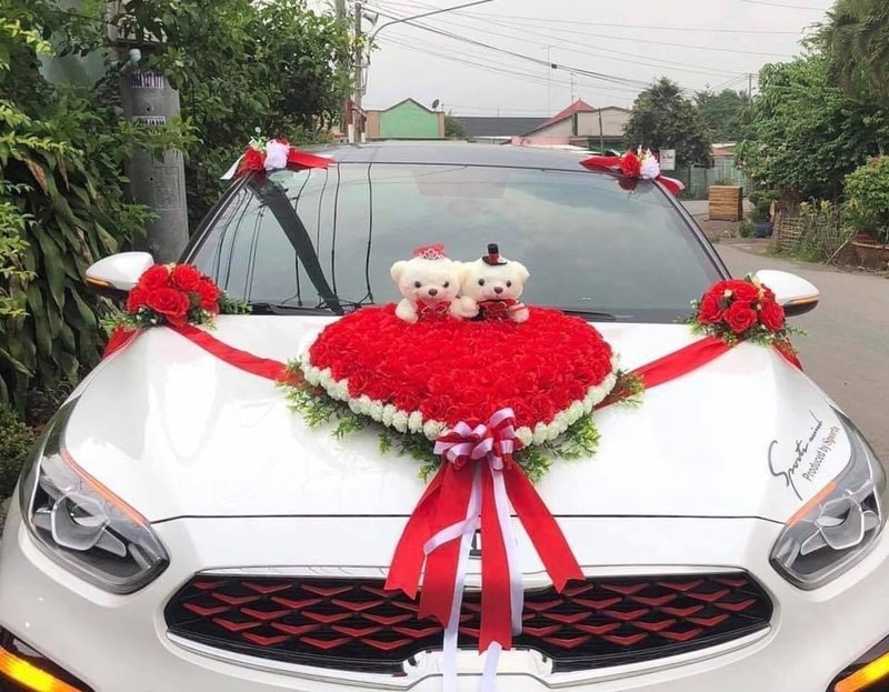 Một số lưu ý cần biết khi trang trí xe hoa đám cưới