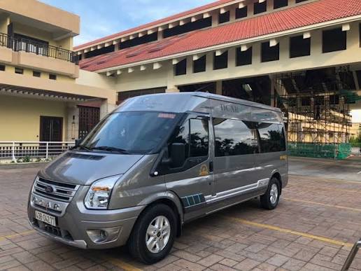 Vì Sao Nhu Cầu Cho Thuê Xe 16 Chỗ Ngày Càng Tăng?