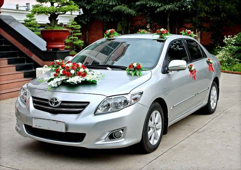 Chọn xe cưới cho cô dâu mệnh Kim