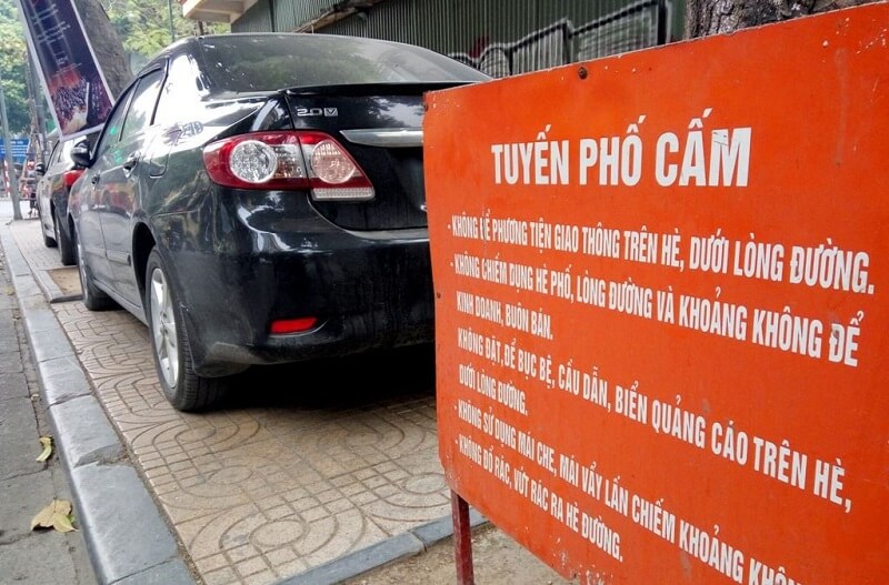 Đậu xe không đúng quy định thì xử phạt bao nhiêu?