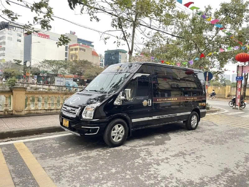 Cho thuê xe limousine đi sân bay, tour, hợp đồng dài ngày
