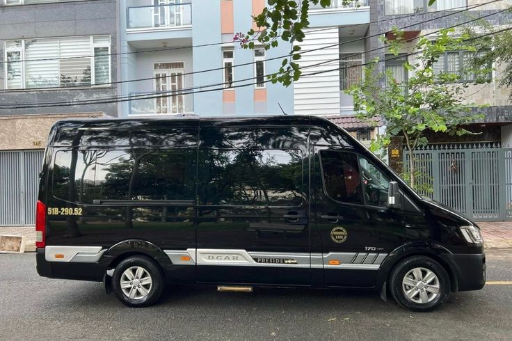 Cho thuê xe limousine phục vụ doanh nghiệp, khách VIP