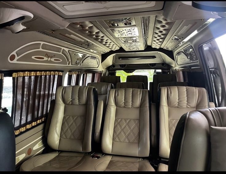 Cho thuê xe limousine trọn gói, giá tốt, đặt xe nhanh