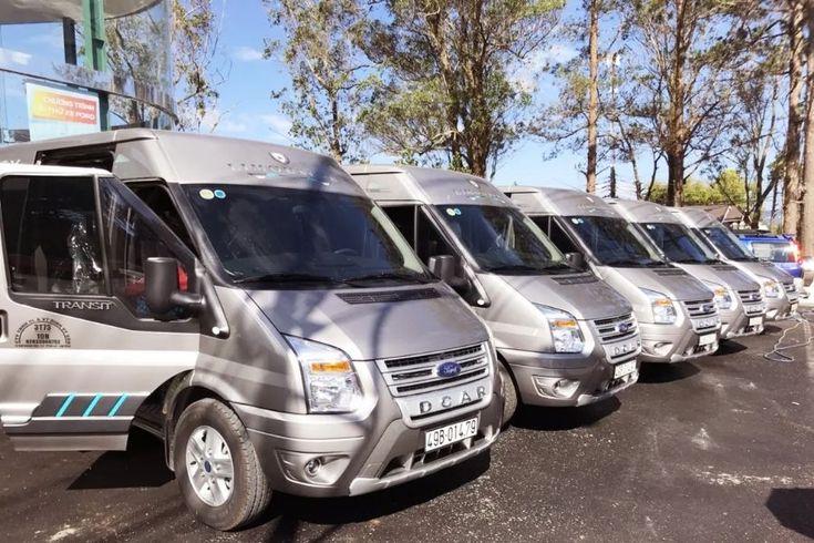 Cho thuê xe limousine trọn gói, giá tốt, đặt xe nhanh