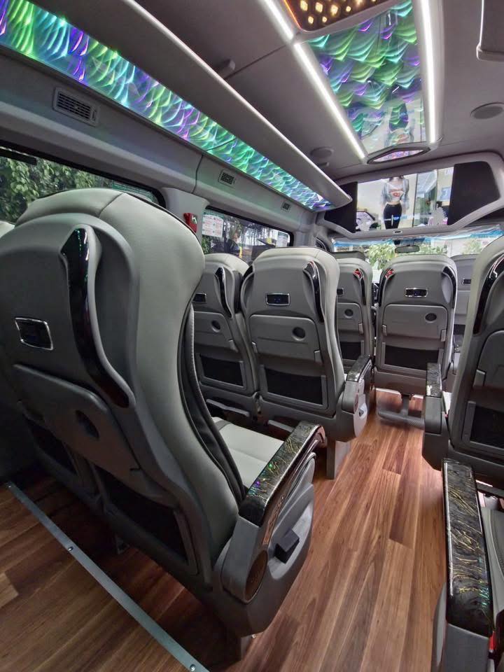 Thảo My - Thương hiệu cho thuê xe 16 chỗ tin cậy của mọi nhà