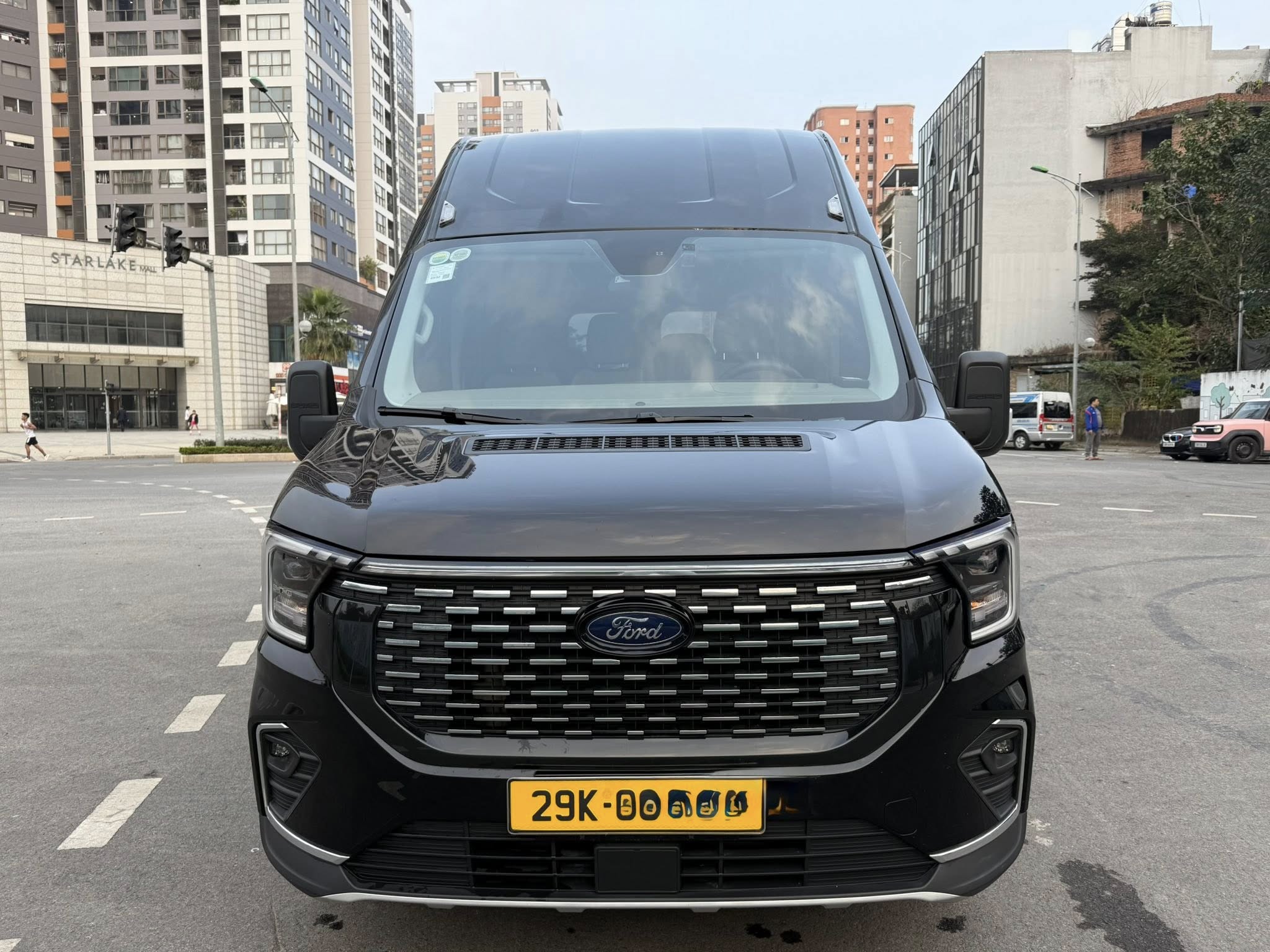 Vì Sao Nên Thuê Xe 16 Chỗ Đi Tour Tây Ninh Trọn Gói?