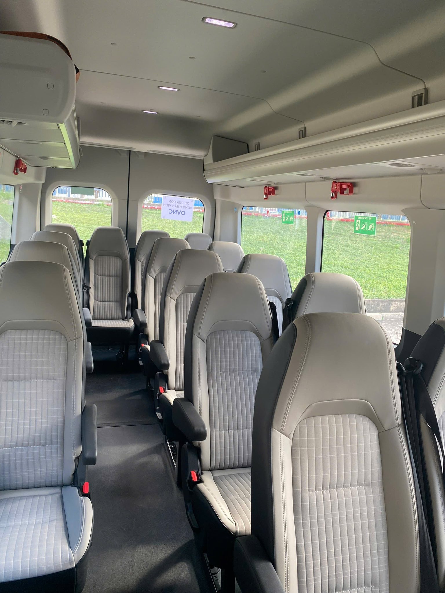 Cho thuê xe 16 chỗ Nha Trang tiện lợi, nhanh chóng