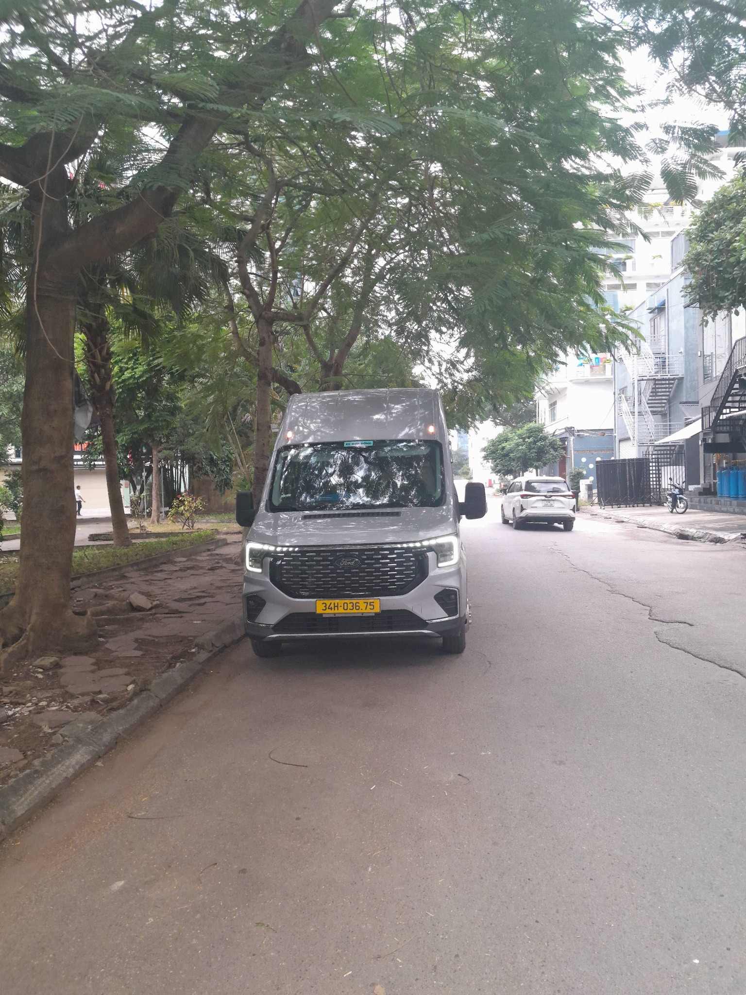 Cho thuê xe 18 chỗ Biên Hòa – Đồng Nai đi tour