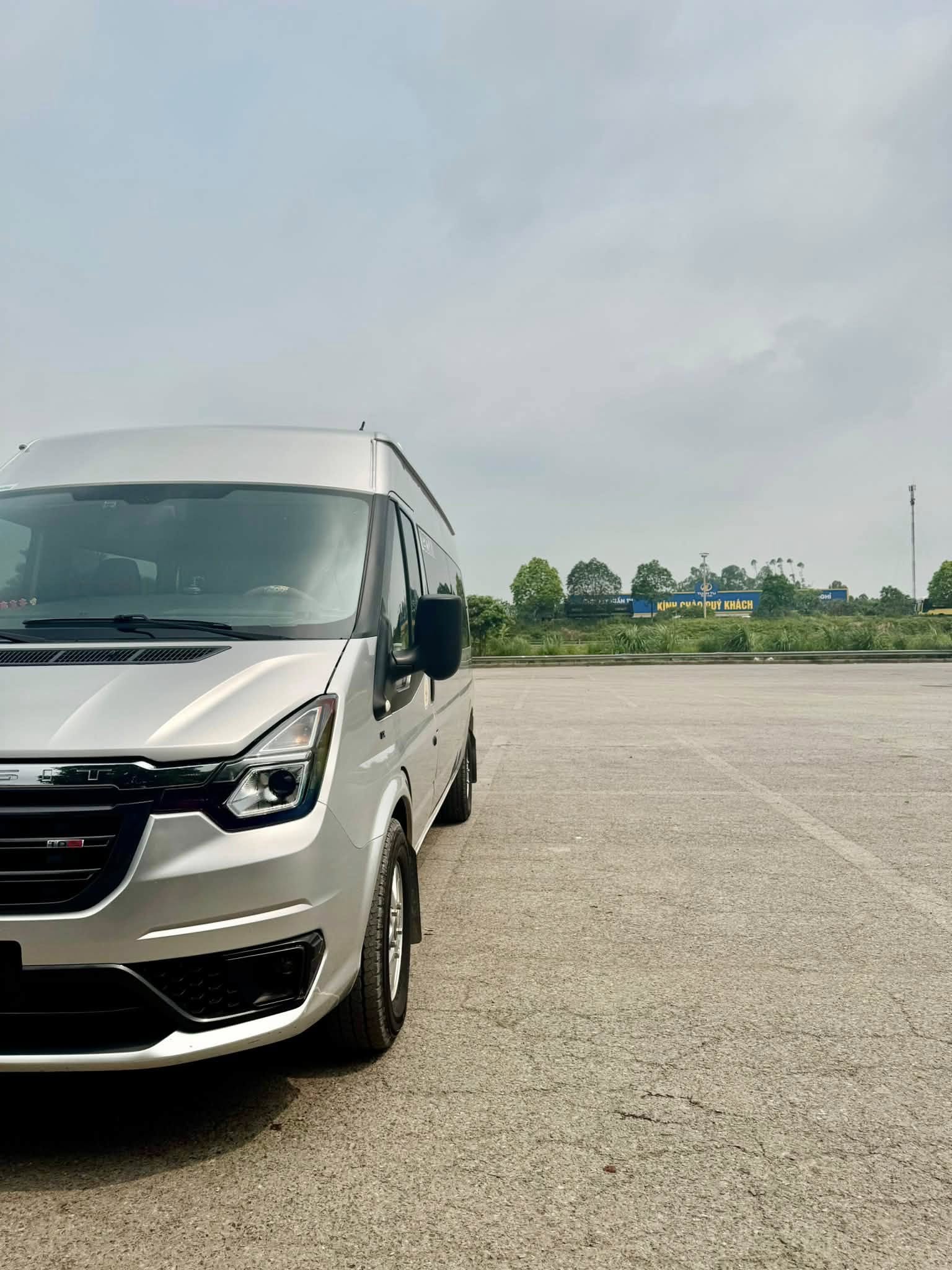 Kinh Nghiệm Bỏ Túi Để Thuê Xe 18 Chỗ Tối Ưu Nhất