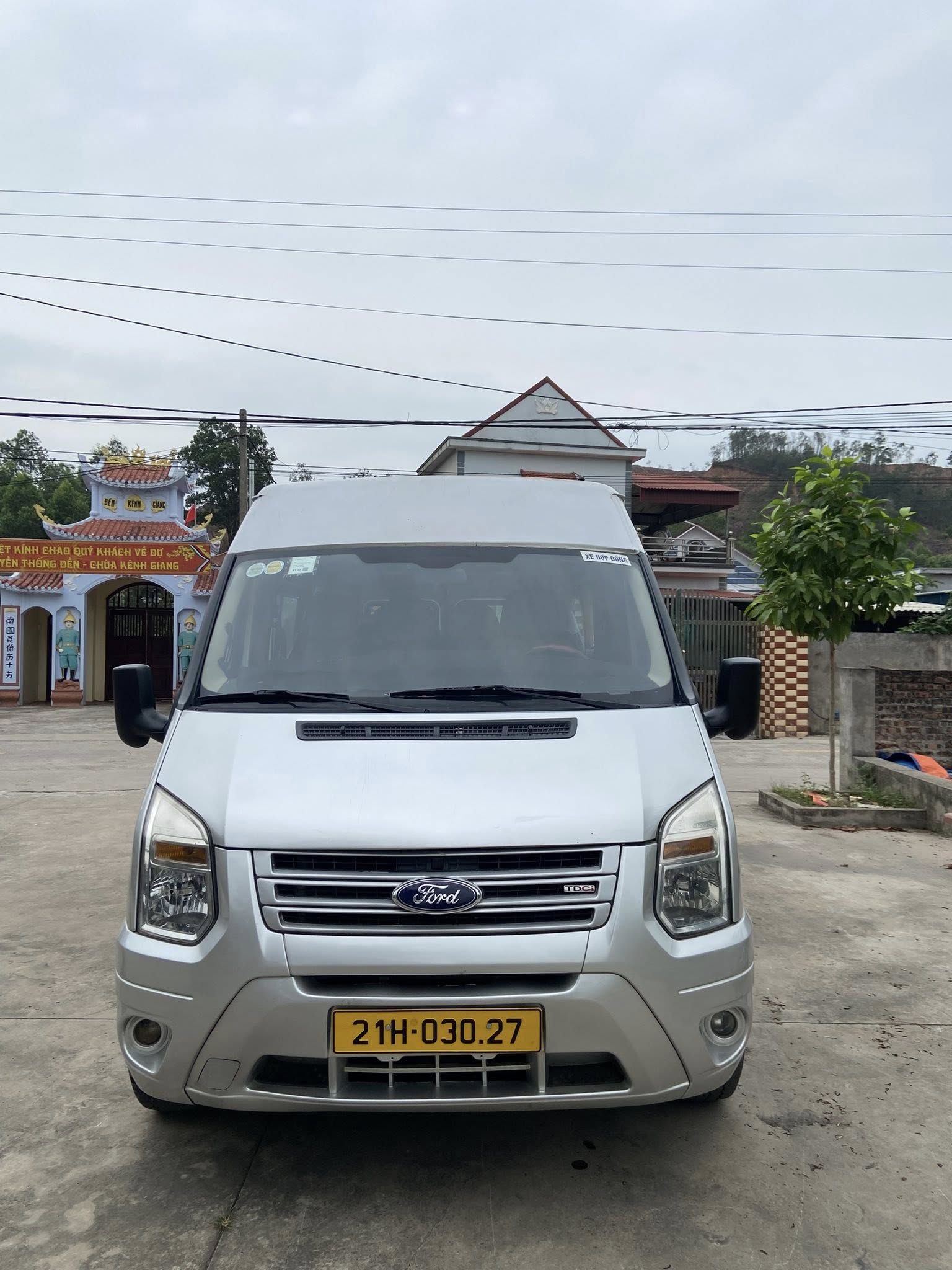 Dịch vụ thuê xe 18 chỗ Thảo My uy tín tại TP.HCM
