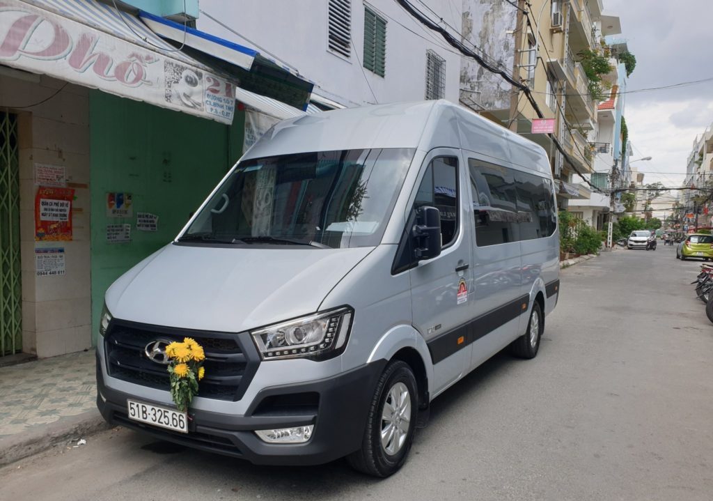 Thuê xe 18 chỗ đi Miền Tây