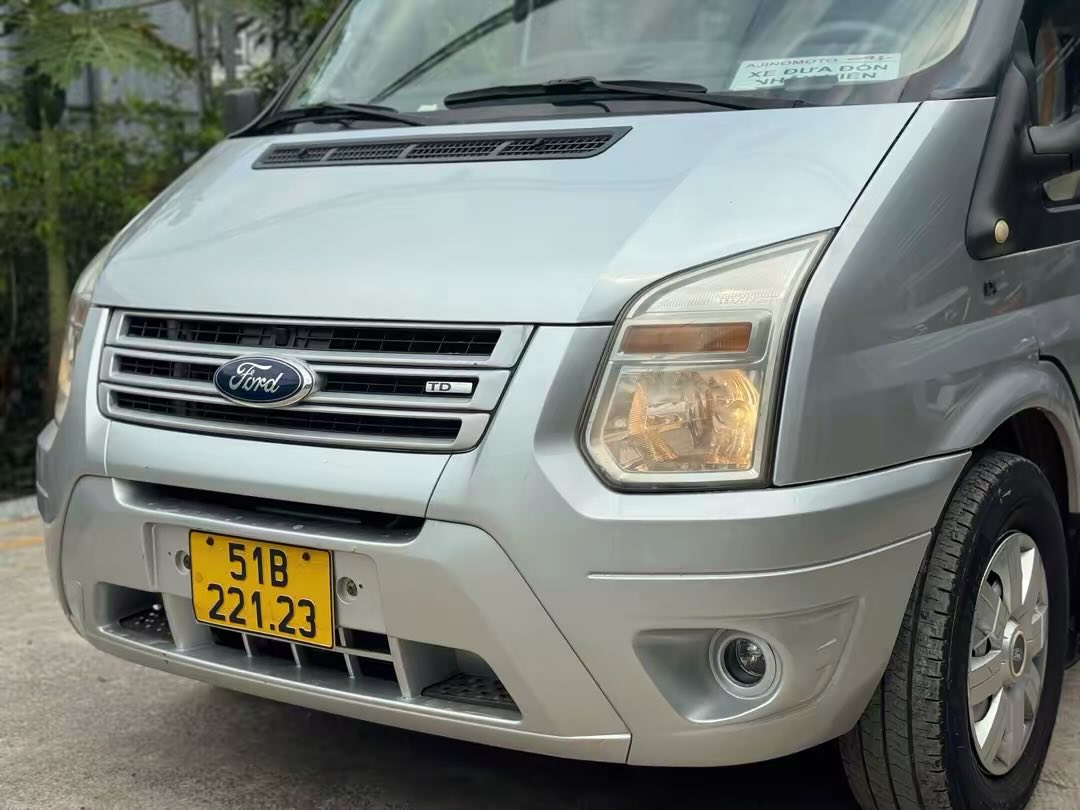 Vì sao thuê xe 18 chỗ là giải pháp di chuyển tối ưu cho mọi đoàn khách?