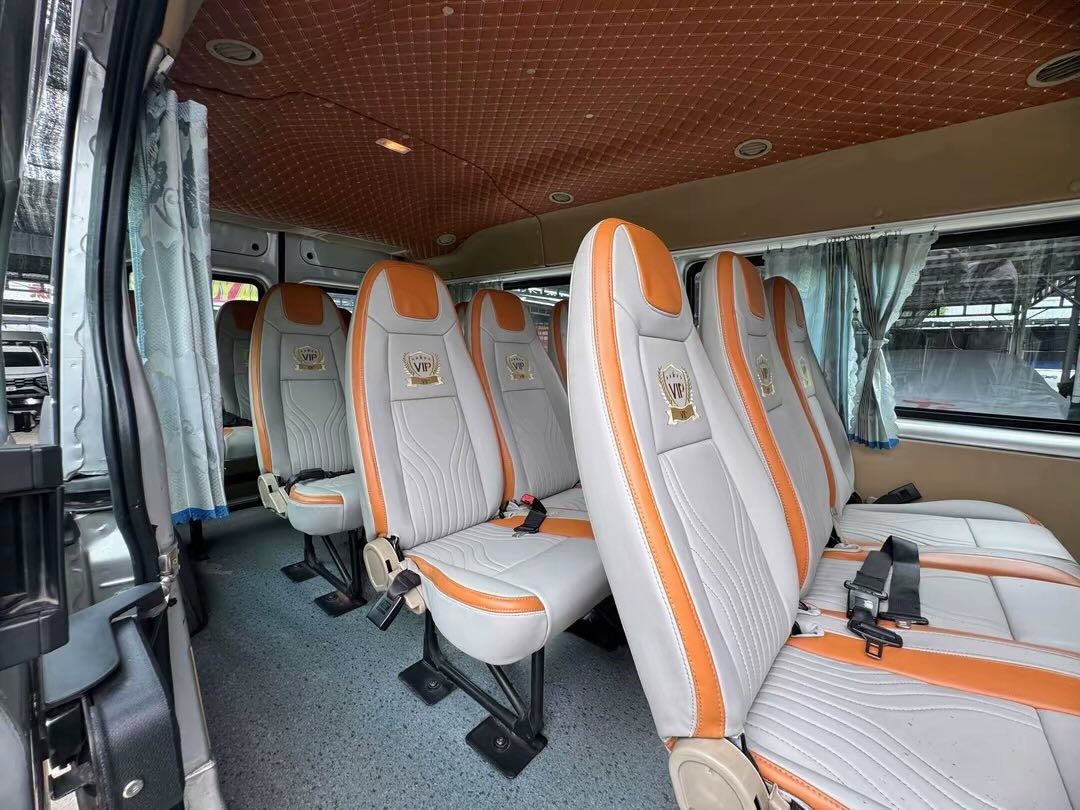 Những đối tượng phù hợp để thuê xe 18 chỗ tại TP.HCM