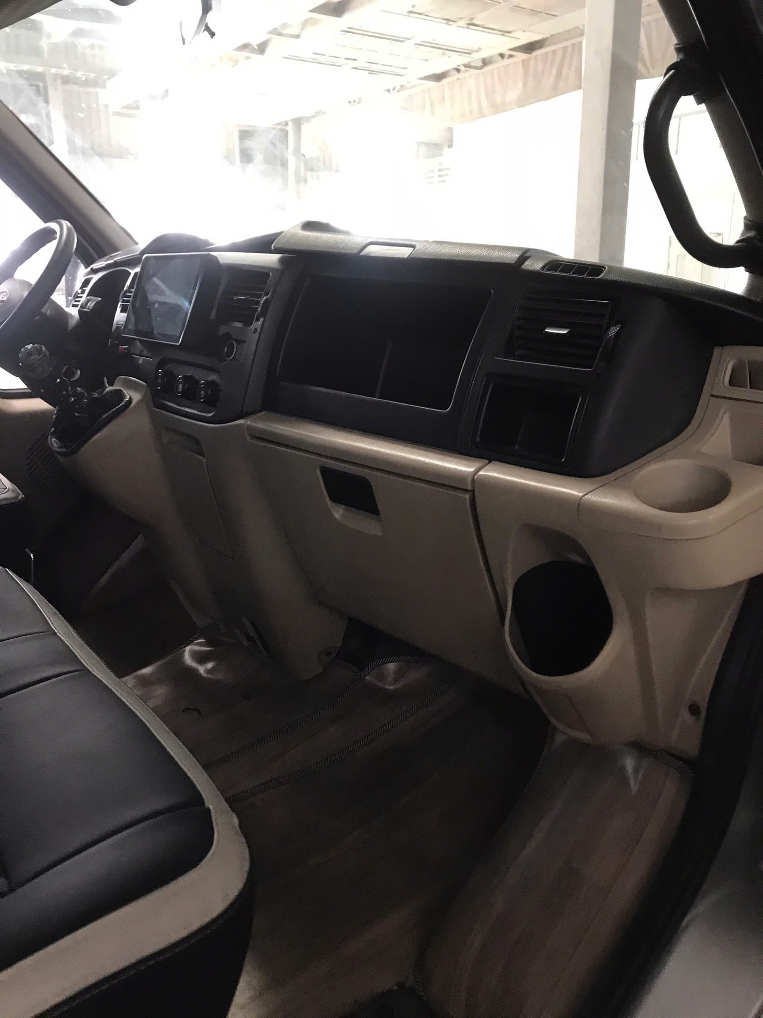 Dich vụ cho thuê xe Thảo My – Đơn vị thuê xe 16 chỗ uy tín