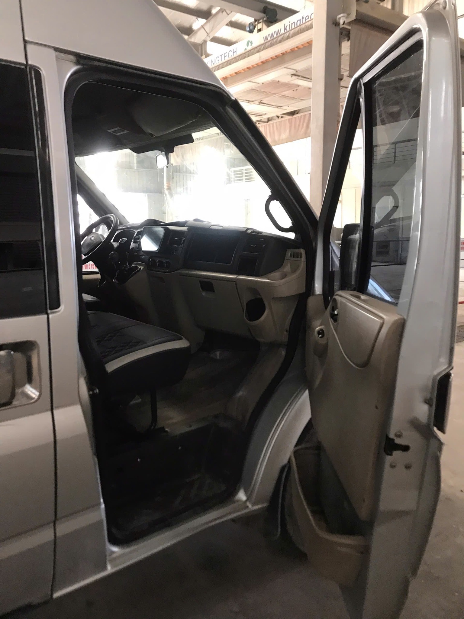 Các hình thức thuê xe 16 chỗ Đà Lạt phổ biến