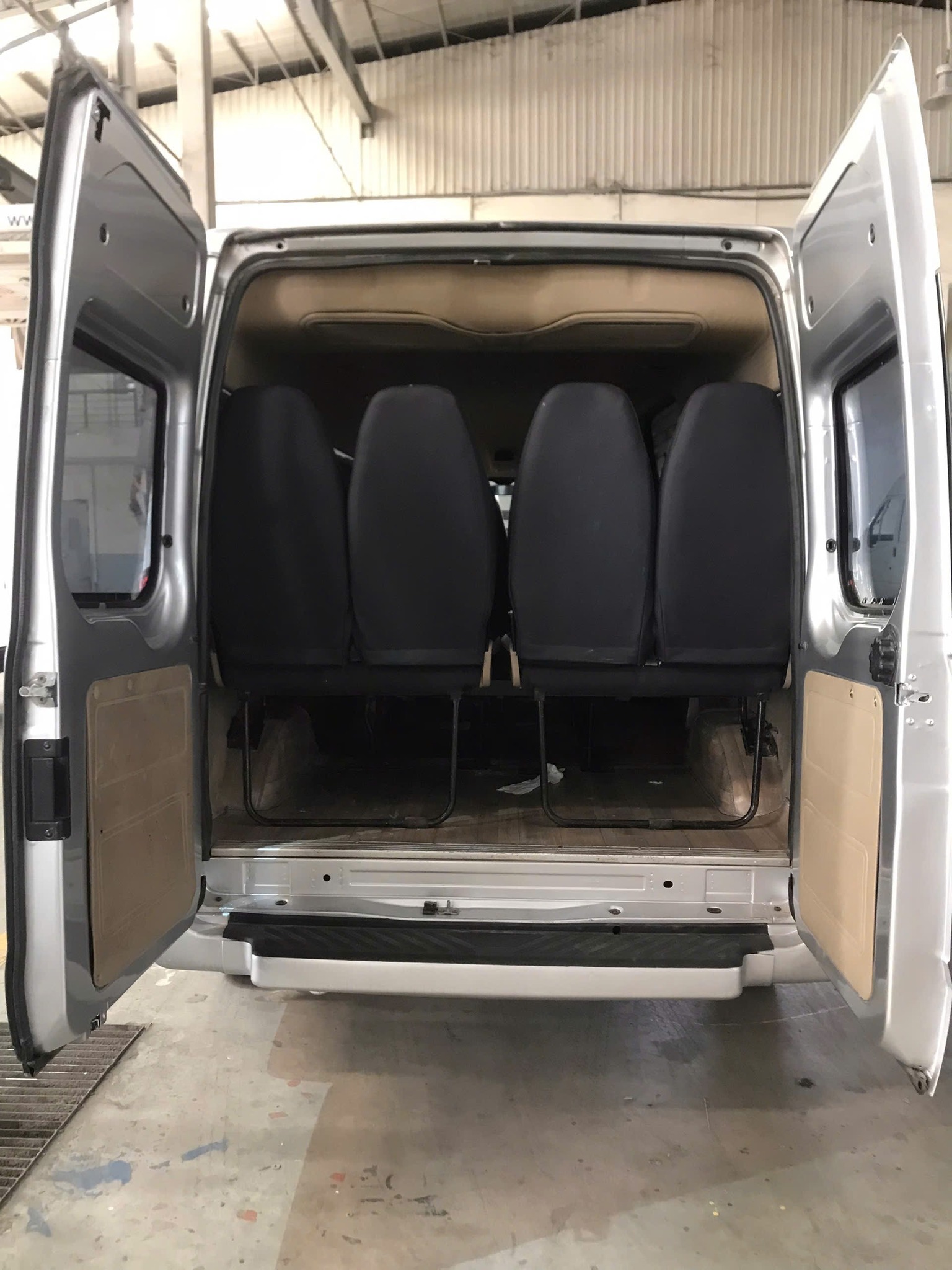 Vì sao nên chọn Dich vụ cho thuê xe Thảo My khi cần thuê xe 16 chỗ?