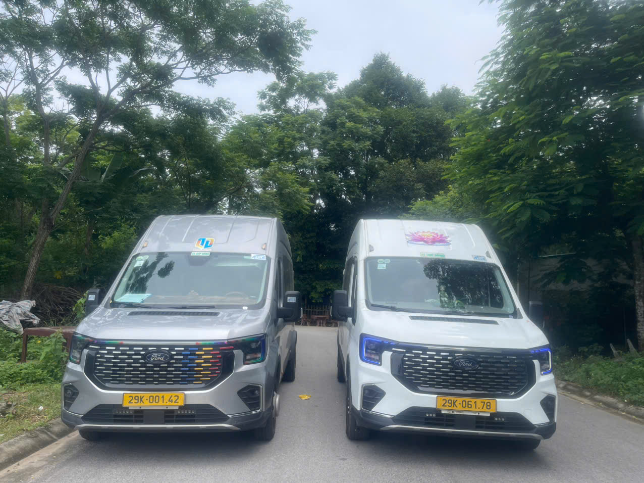 Dịch vụ cho thuê xe 18 chỗ đi tour Tiền Giang