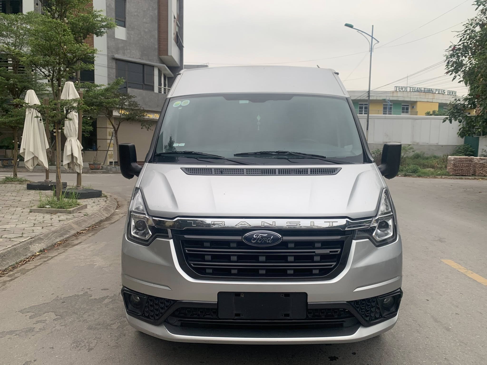 Vì sao nên chọn thuê xe 18 chỗ khi đến Nha Trang?