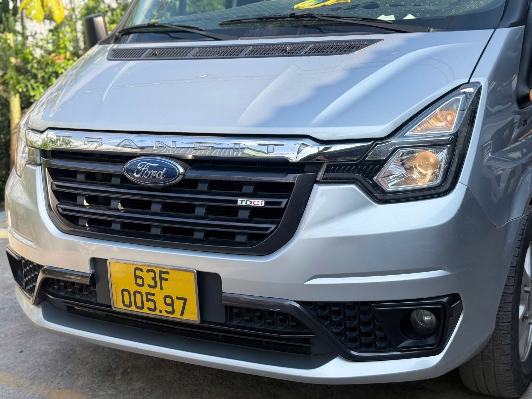 Giải pháp tài chính thông minh khi dùng dịch vụ thuê xe 16 chỗ