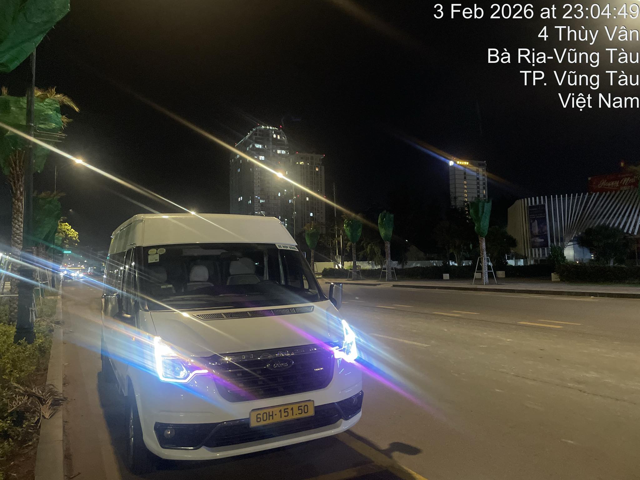 Dịch vụ thuê xe 16 chỗ Nha Trang uy tín