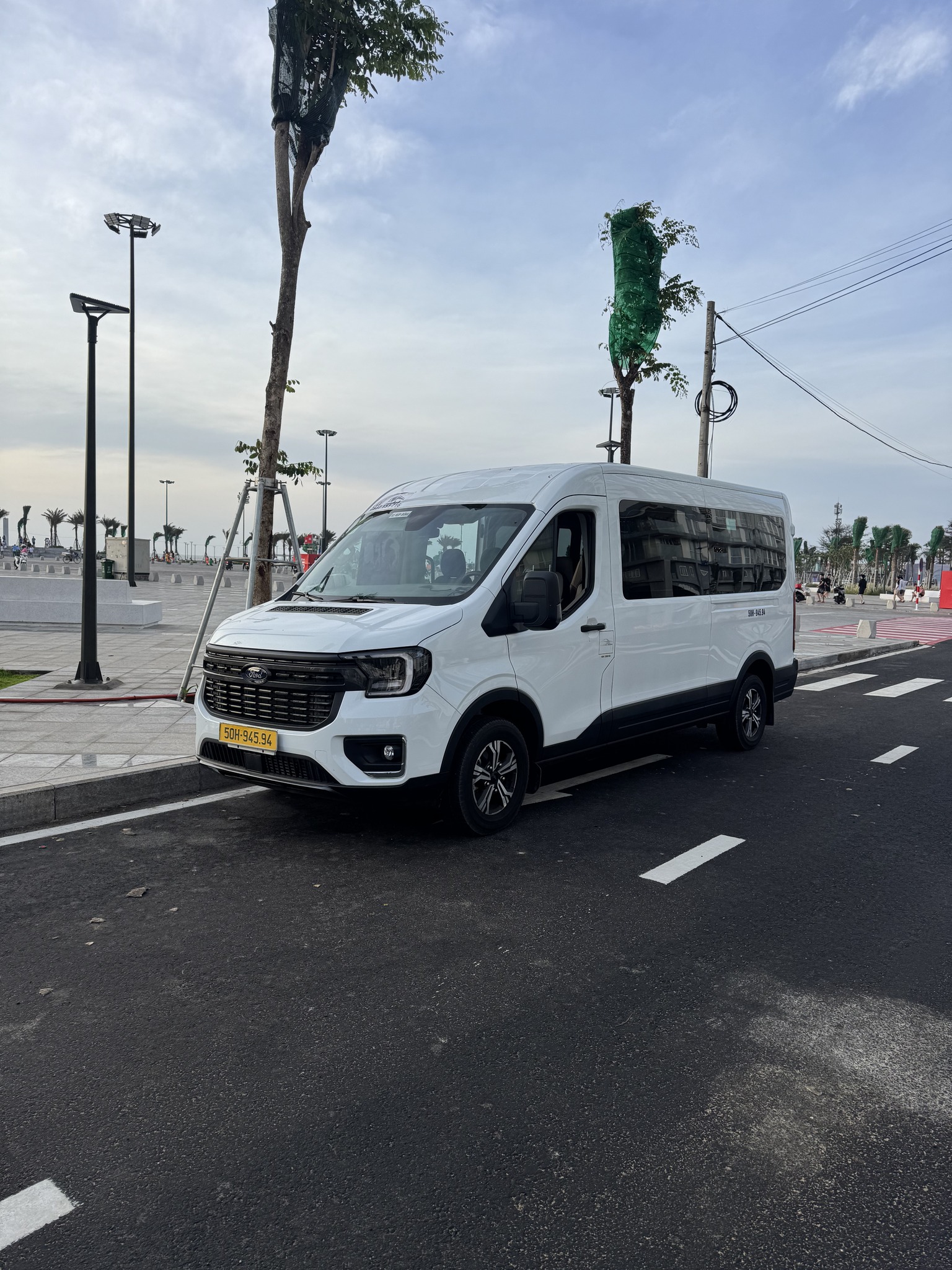 Dịch vụ thuê xe 18 chỗ tại Bình Dương đi du lịch