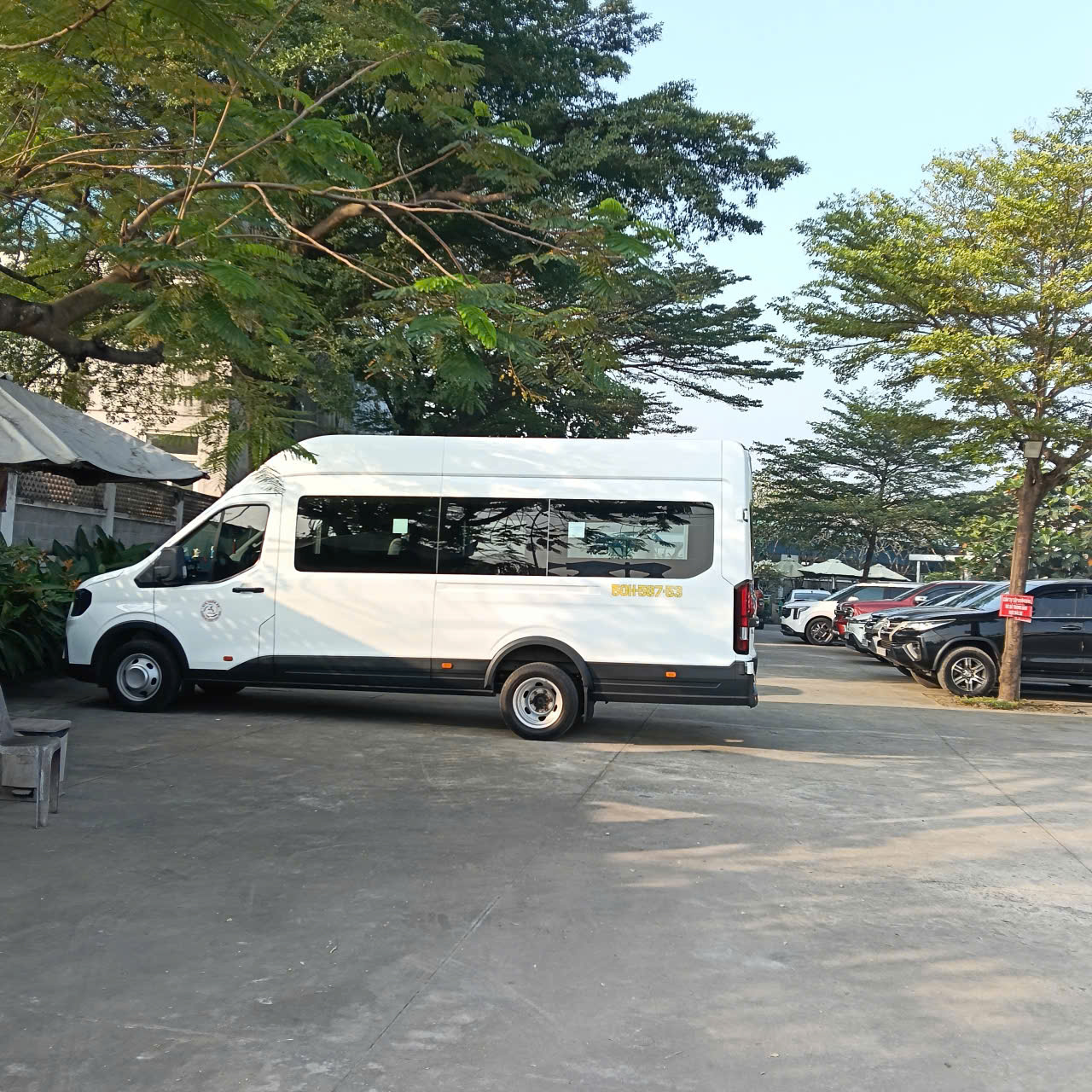 Dịch vụ thuê xe 18 chỗ tại Bình Dương đi du lịch