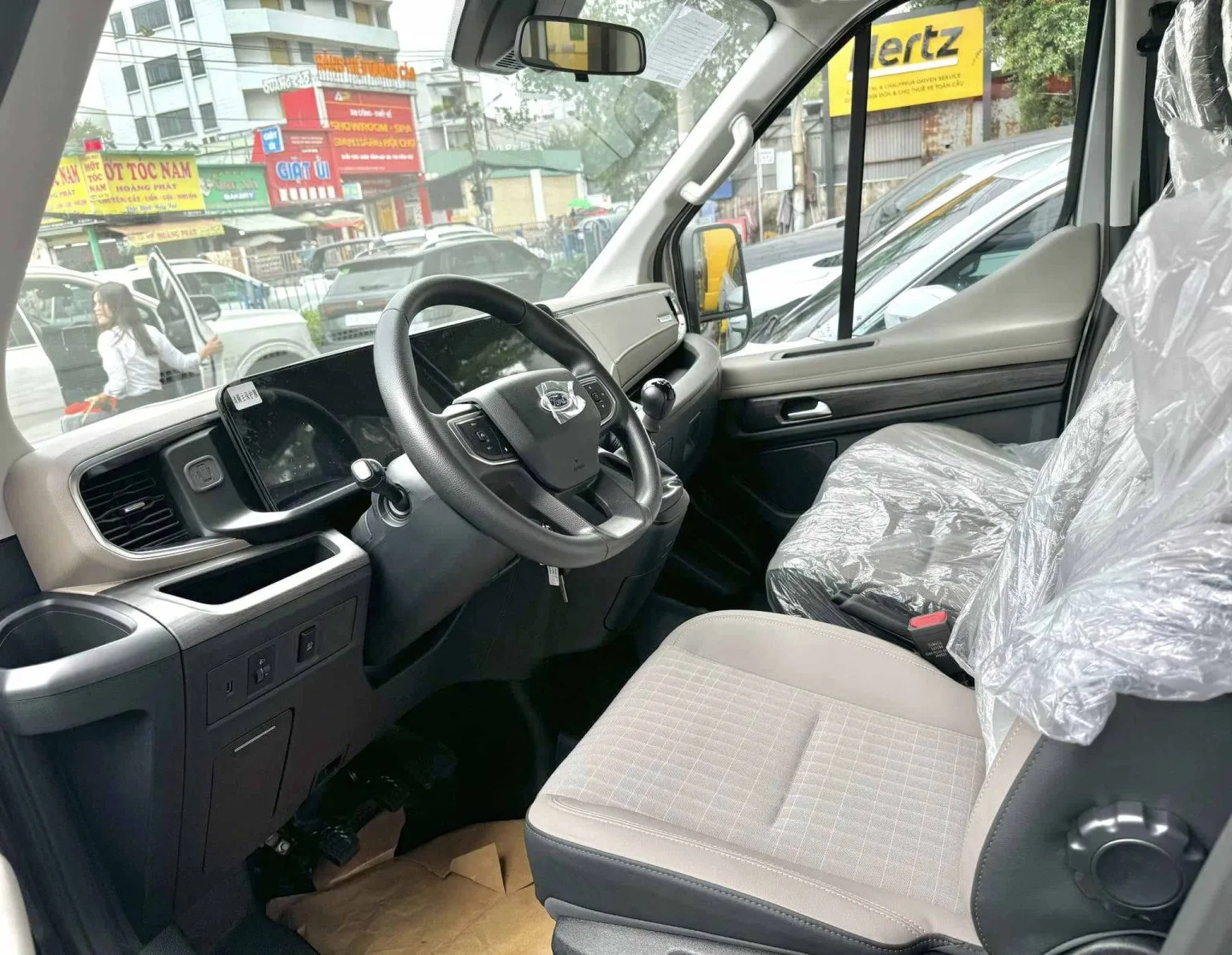 Dịch vụ thuê xe 18 chỗ Tây Ninh nhanh chóng