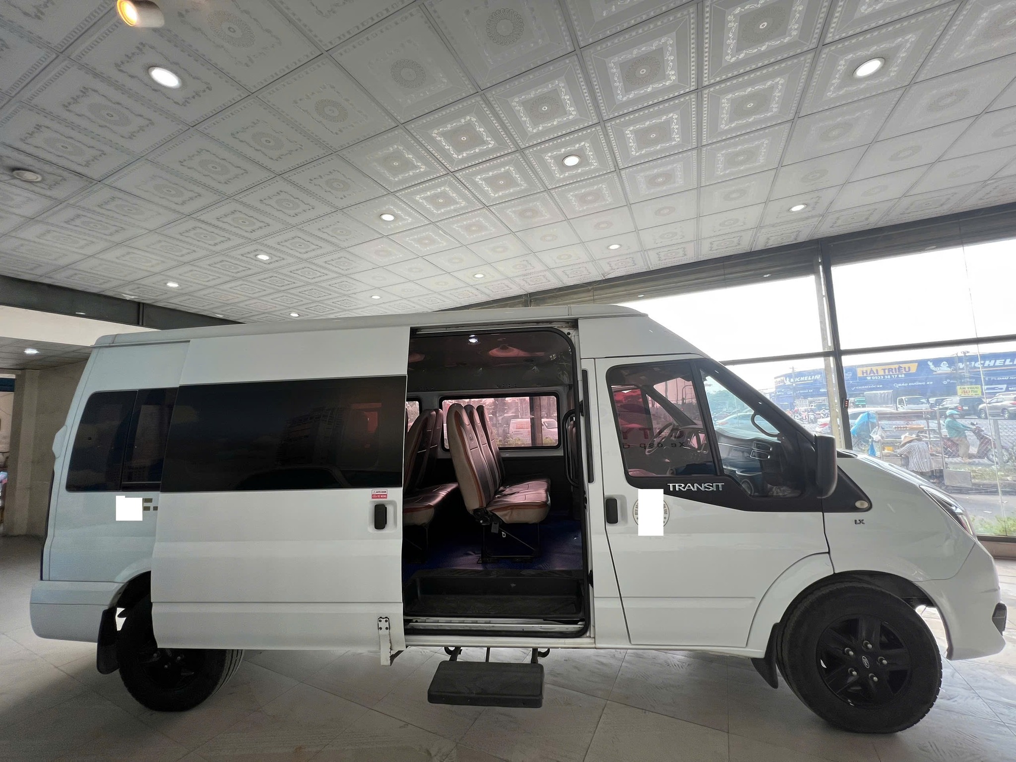 Thảo My - Đối tác hàng đầu cung cấp dịch vụ thuê xe 16 chỗ TP.HCM