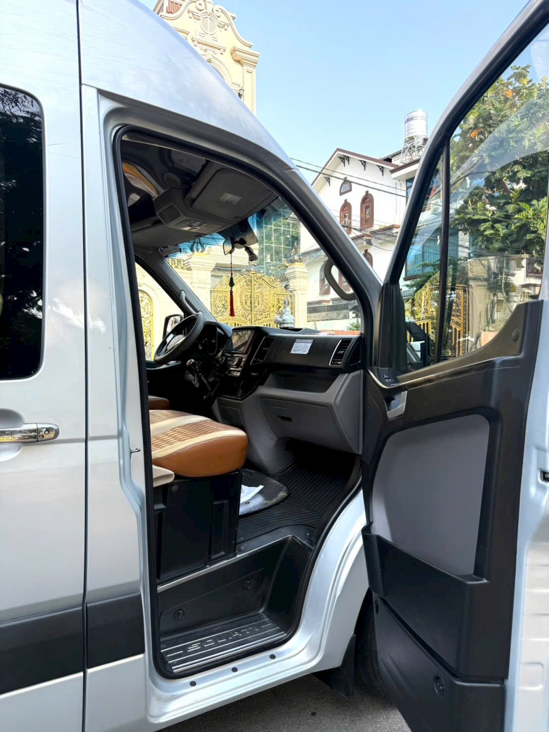 Thuê xe 16 chỗ uy tín tại Dịch vụ cho thuê xe Thảo My