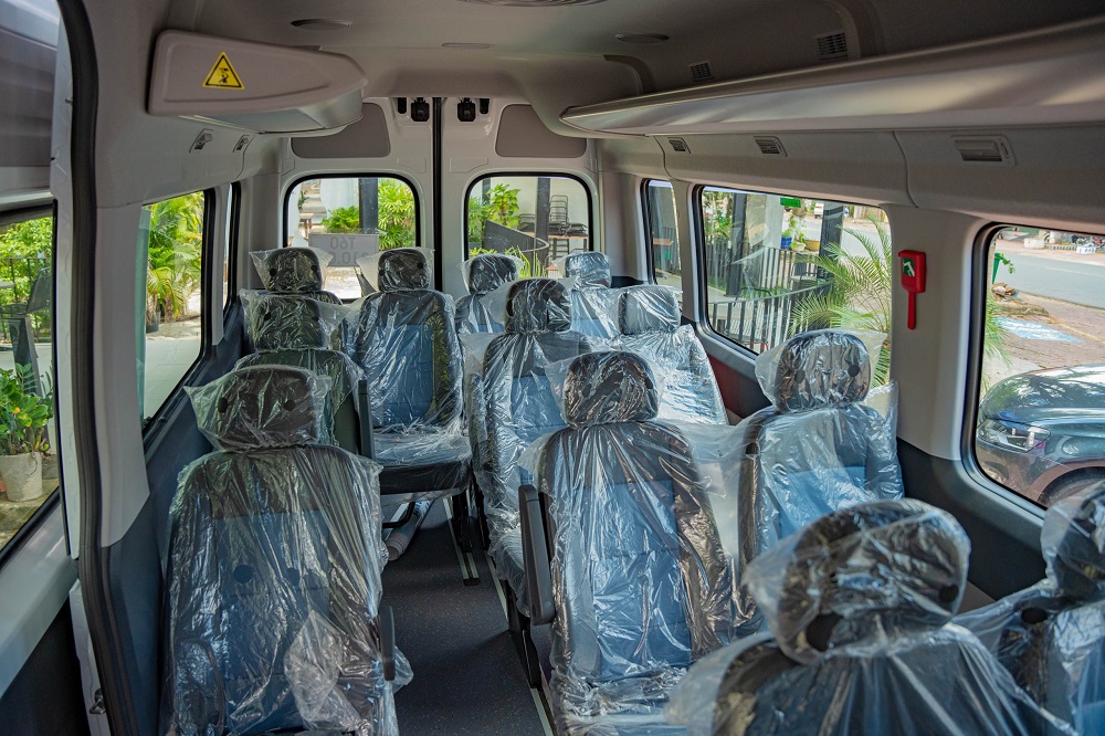 Thuê xe 16 chỗ Tây Ninh cho nhóm đông