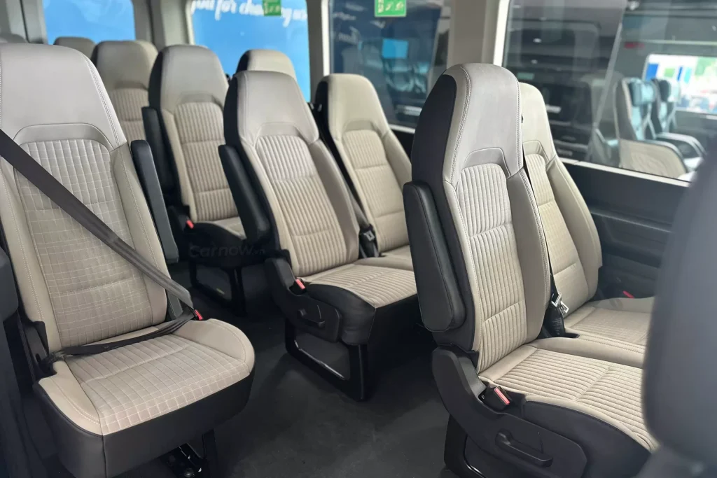 Thuê xe 18 chỗ cho chuyến đi có lịch trình mở