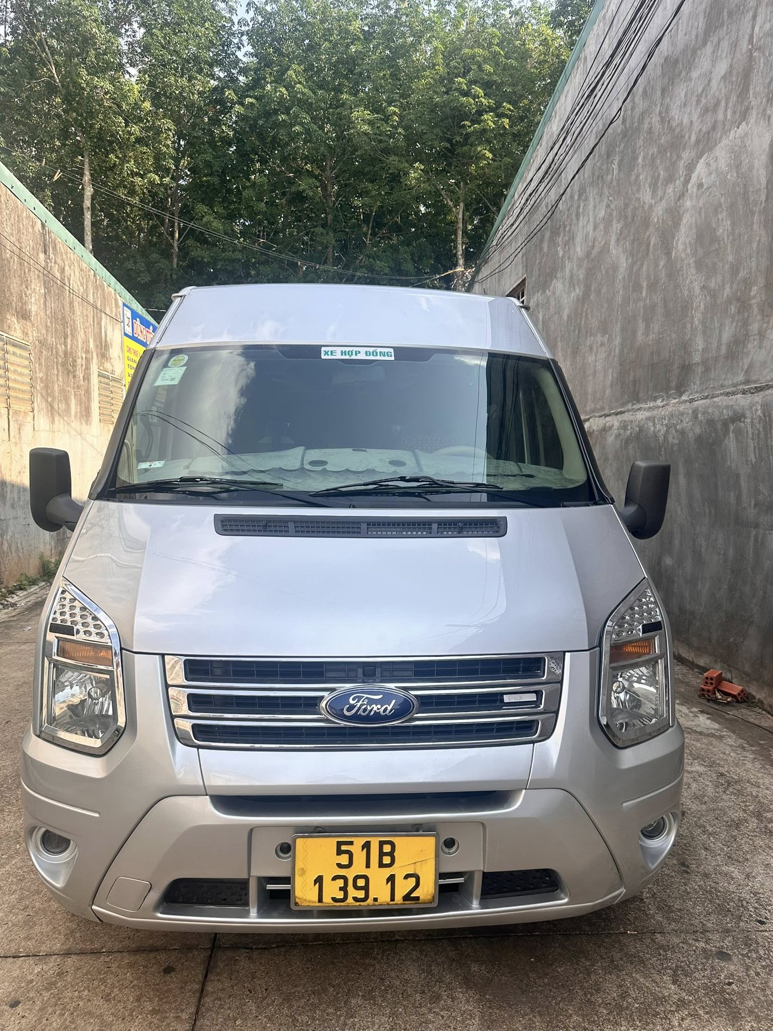 Vì Sao Bạn Nên Đặt Thuê Xe 18 Chỗ Tiện Nghi Để Lên Cao Nguyên?