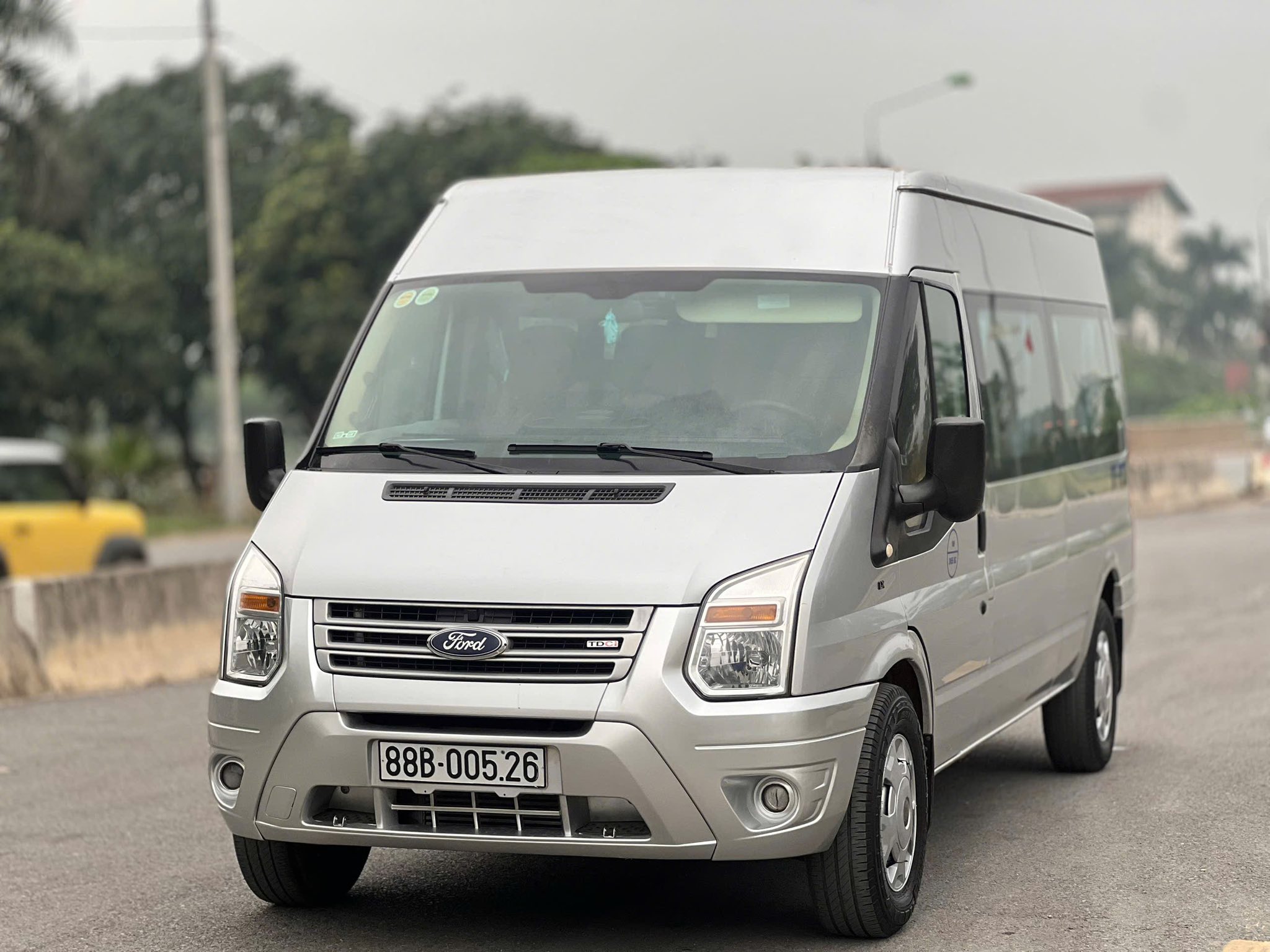 Vì sao thuê xe 18 chỗ là lựa chọn phù hợp cho hành trình khám phá miền Tây?