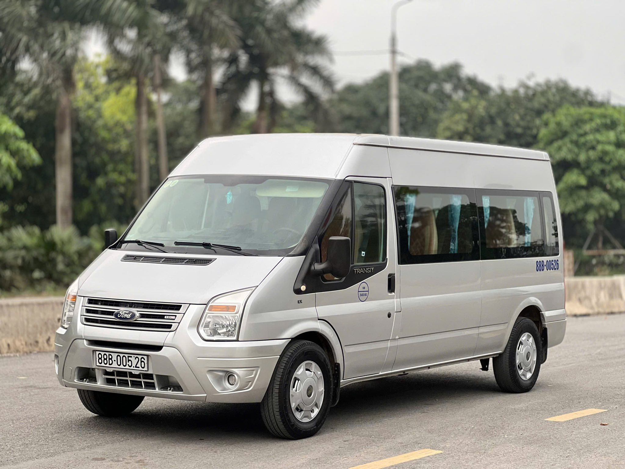 Những đối tượng phù hợp với dịch vụ thuê xe 18 chỗ đi tour miền Tây