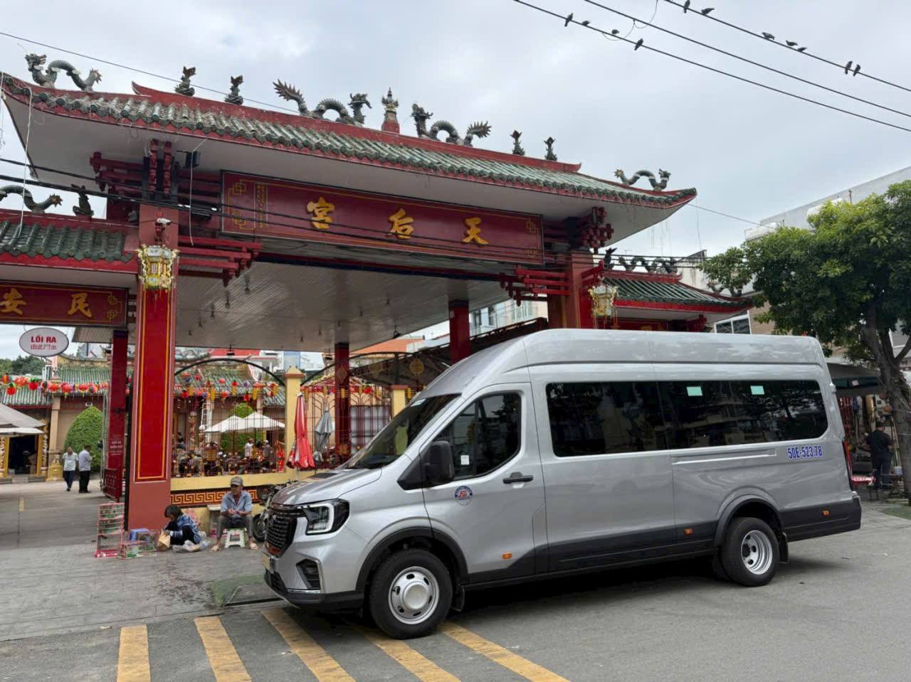 Đề Xuất Lộ Trình MICE Bằng Việc Thuê Xe 18 Chỗ Không Gian Rộng