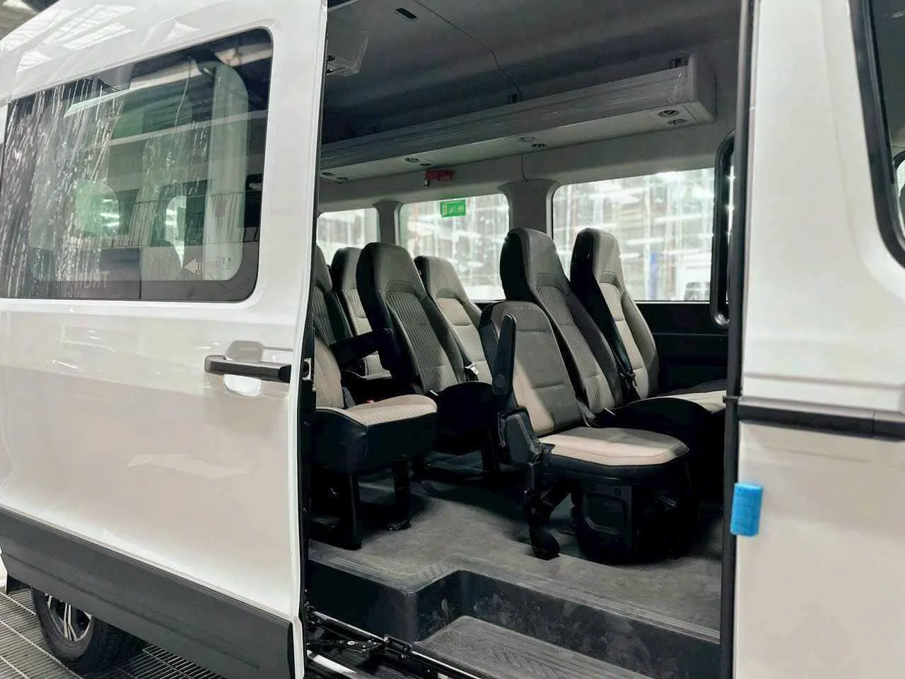 Thuê xe 18 chỗ Tây Ninh tiện lợi