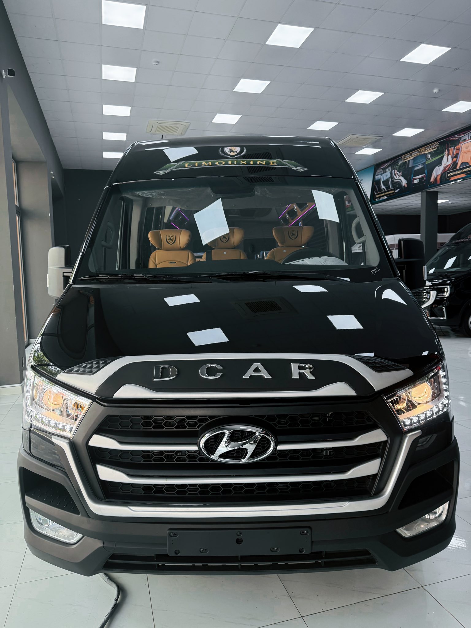 Dịch vụ cho thuê xe 16 chỗ tiện lợi