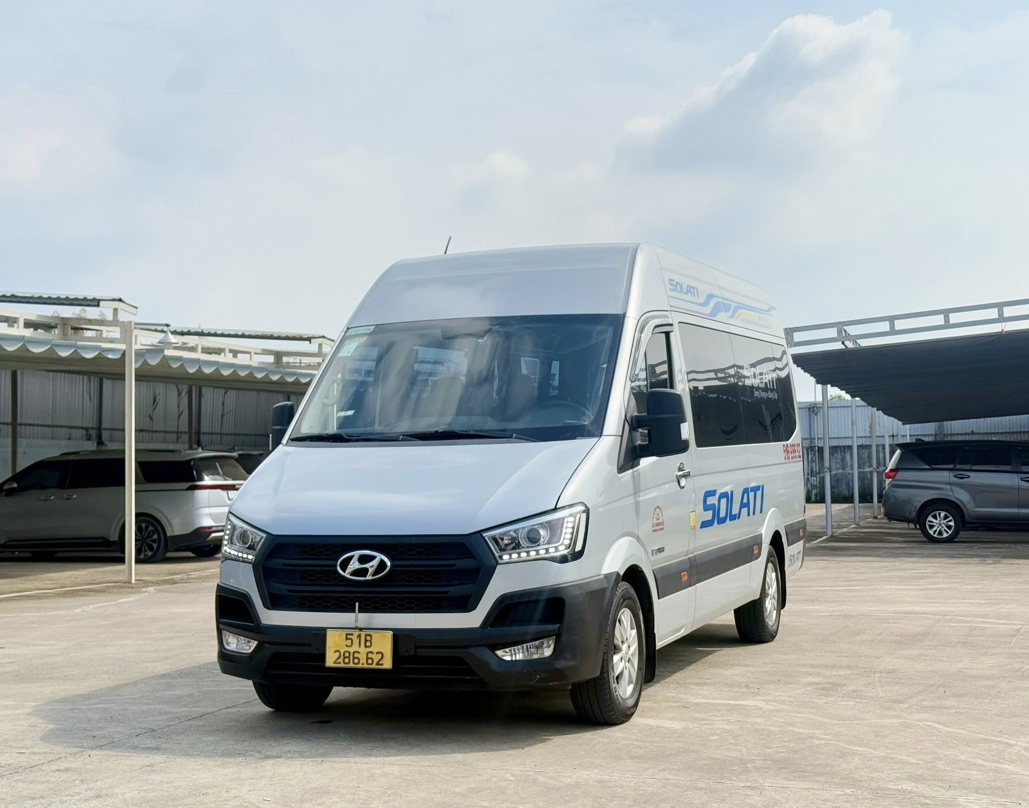 Dịch vụ thuê xe 16 chỗ Tây Ninh chất lượng