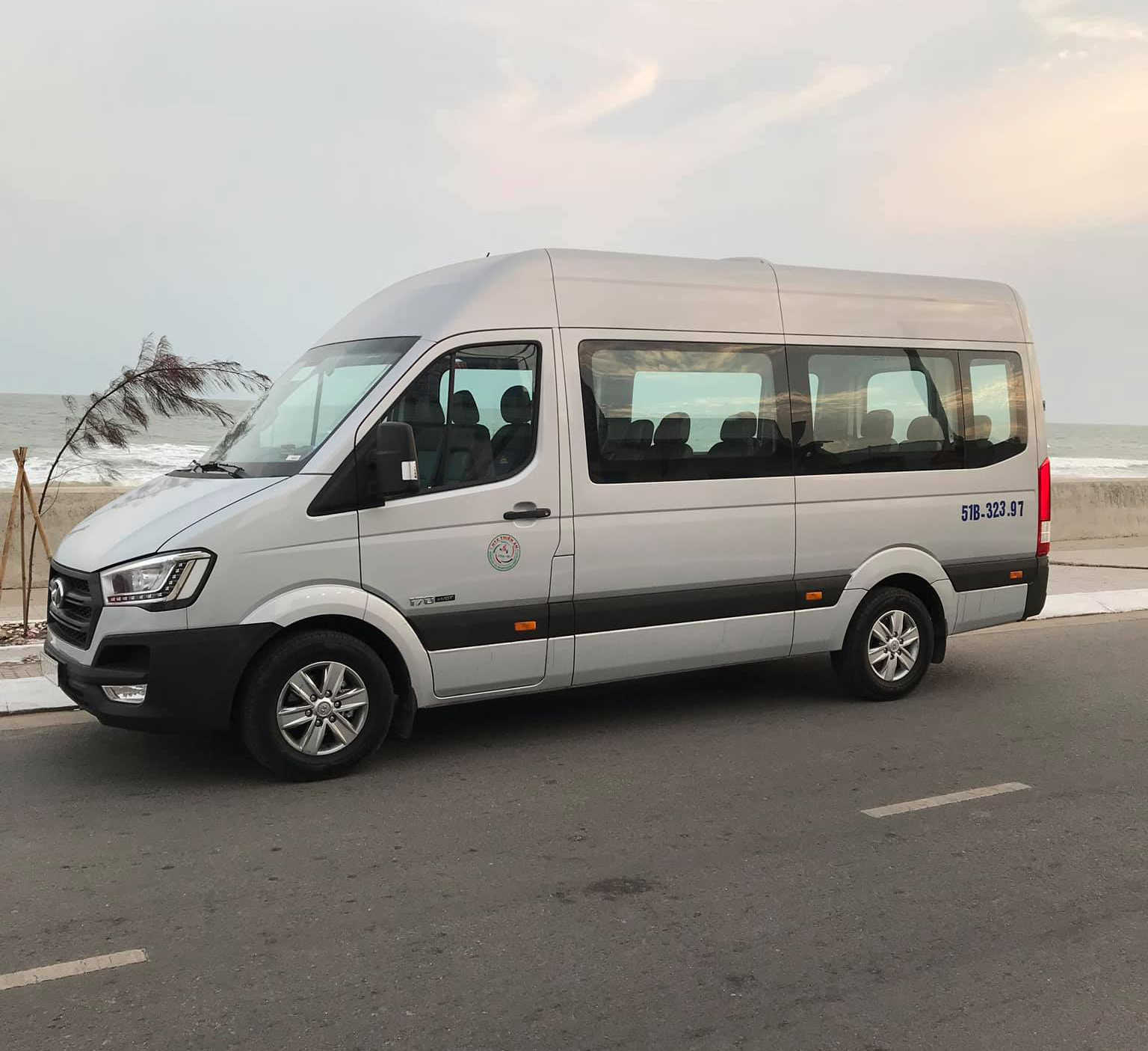 Dịch vụ thuê xe 16 chỗ Tây Ninh uy tín