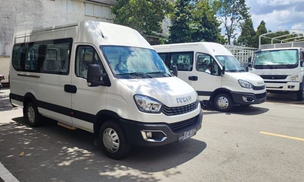 Thuê xe 16 chỗ đi tour Nha Trang