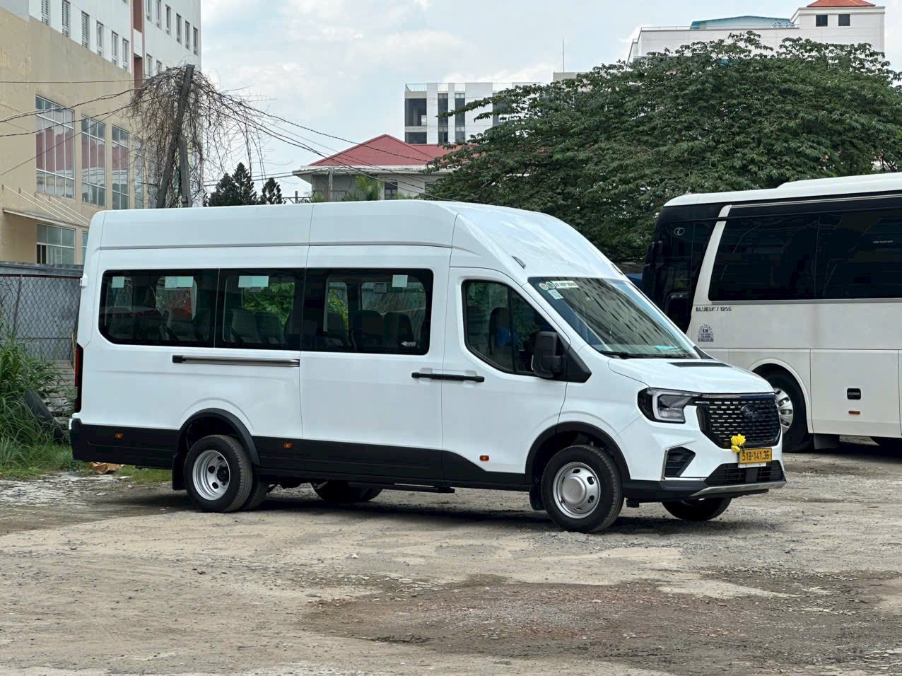 Thuê xe 18 chỗ cho chuyến du lịch thoải mái