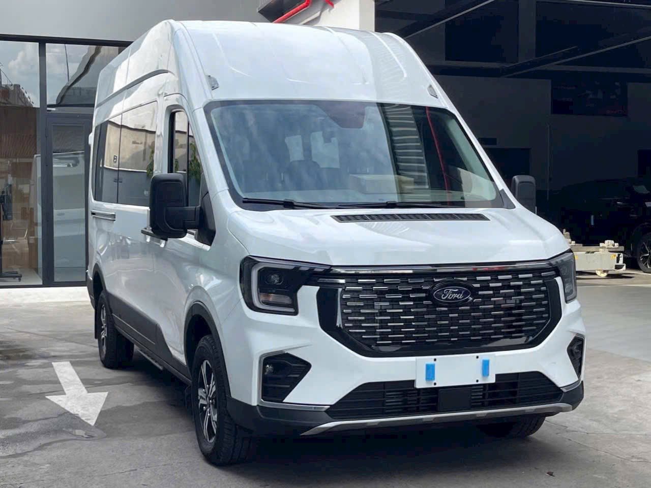 Thuê xe 18 chỗ cho chuyến du lịch thoải mái